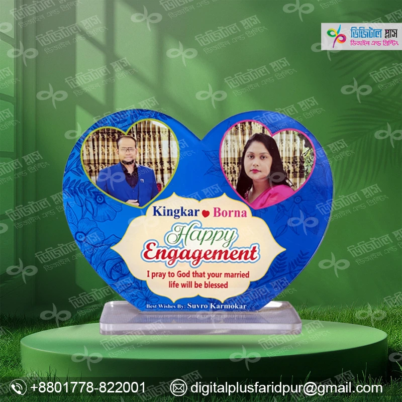 Personalized 3D Acrylic Heart Photo Crest